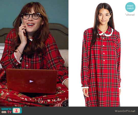 Lanz of Salzburg Classic Cotton Flannel Peter Pan Nightgown worn by Jessica Day (Zooey Deschanel) on New Girl