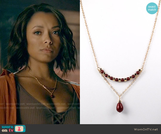 NouveauTique Oxblood and Gold Swarovski Pearl and Chain Trapeze Necklace worn by Bonnie Bennett (Kat Graham) on The Vampire Diaries