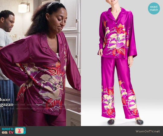 Natori Imperial Floral Notch PJ worn by Rainbow Johnson (Tracee Ellis Ross) on Black-ish
