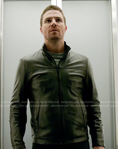 Oliver’s black leather jacket on Arrow