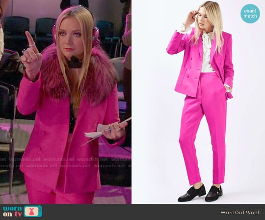 Topshop Double Breasted Suit Jacket worn by Chanel #3 (Billie Lourd) on Scream Queens