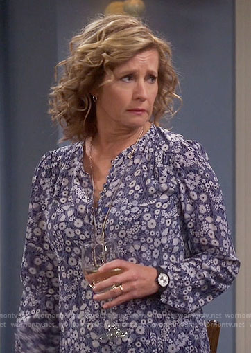Vanessa’s blue floral blouse on Last Man Standing