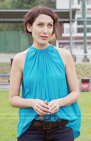 Abby’s turquoise blue gathered top on Girlfriends Guide to Divorce