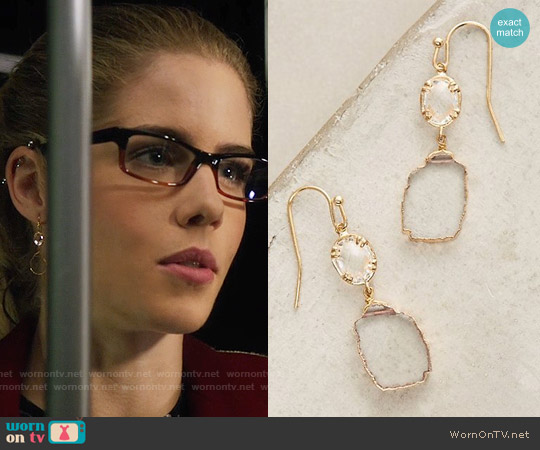 Anthropologie Reflection Drops worn by Felicity Smoak (Emily Bett Rickards) on Arrow