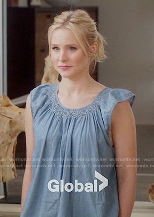 Eleanor’s blue top with ruffle sleeves on The Good Place