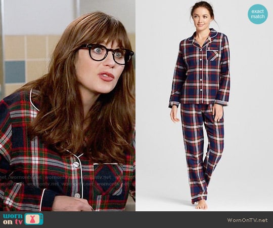 Gilligan & OMalley Flannel North Collar Pajama Set worn by Jessica Day (Zooey Deschanel) on New Girl