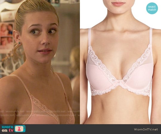 Natori Feathers Contour Bra in Deco Pink worn by Betty Cooper (Lili Reinhart) on Riverdale