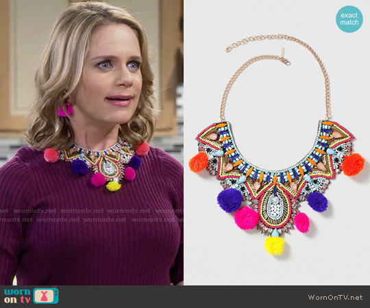 Topshop Statement Festival Pom-Pom Necklace worn by Kimmy Gibbler (Andrea Barber) on Fuller House