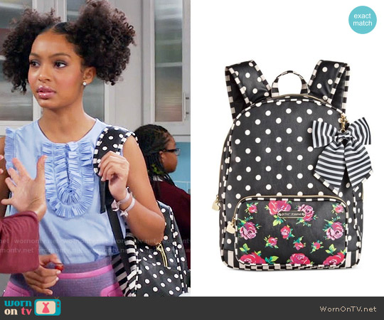 Betsey Johnson Large Bow Backpack worn by Zoey Johnson (Yara Shahidi) on Black-ish