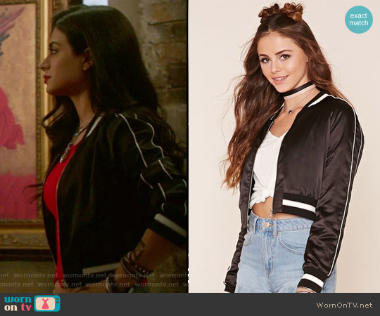 Forever 21 California Souvenir Jacket worn by Isabelle Lightwood (Emeraude Toubia ) on Shadowhunters