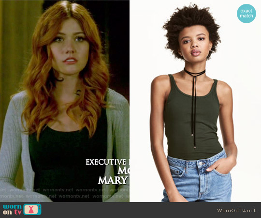 H&M Jersey Tank Top worn by Clary Fray (Katherine McNamara) on Shadowhunters