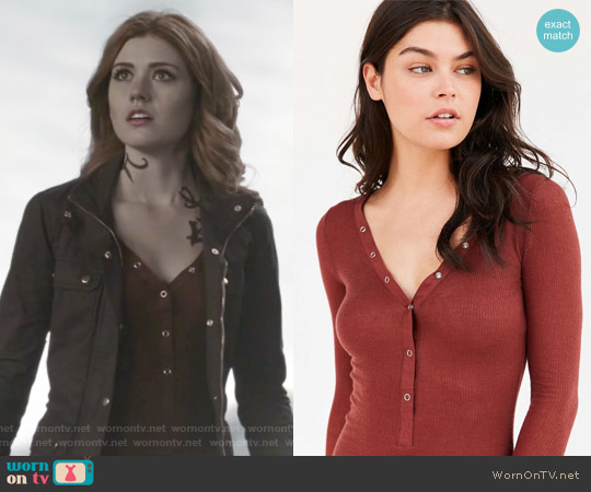 Out From Under Cozy Ribbed Henley Top worn by Clary Fray (Katherine McNamara) on Shadowhunters