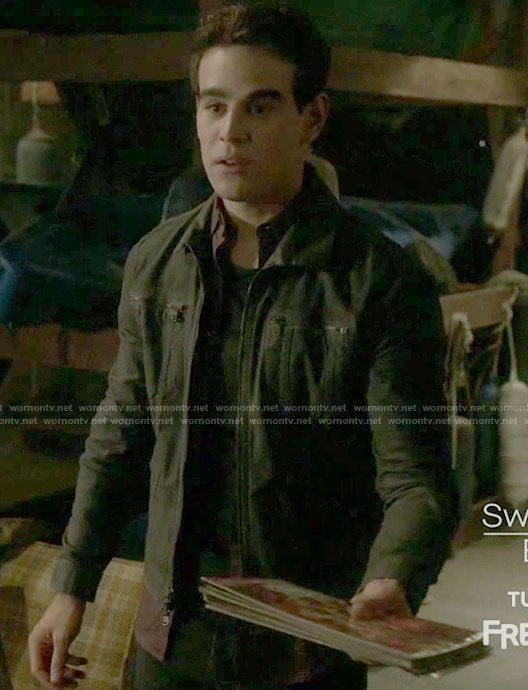 Simon’s grey denim jacket on Shadowhunters