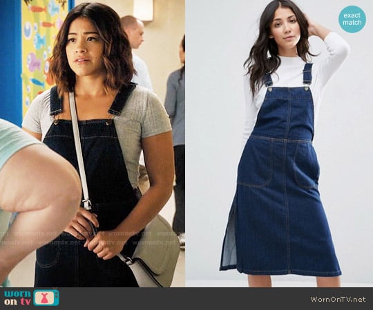 Vero Moda Denim Pinafore Dress worn by Jane Villanueva (Gina Rodriguez) on Jane the Virgin