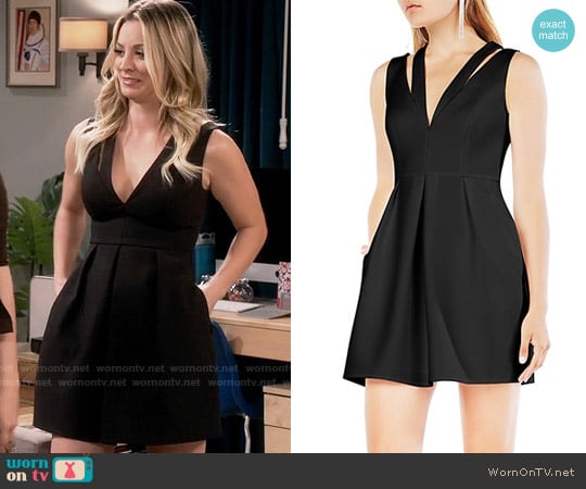 WornOnTV: Penny's black v-neck dress on The Big Bang Theory | Kaley Cuoco |  Clothes and Wardrobe from TV