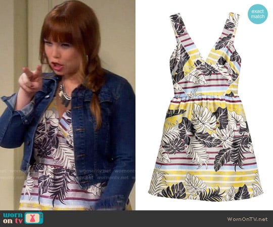 H&M Patterned Dress in Nature White / Leaf worn by Kristin Baxter (Amanda Fuller) on Last Man Standing