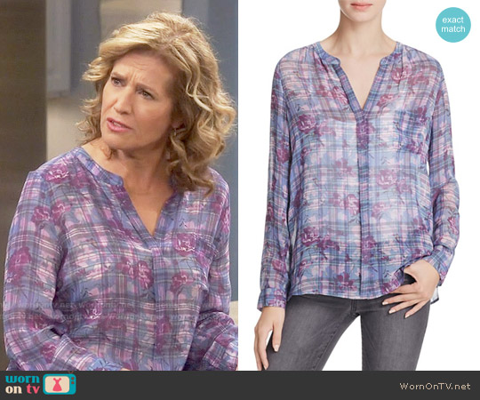 Joie Brigid Top in Clear Skies worn by Vanessa Baxter (Nancy Travis) on Last Man Standing