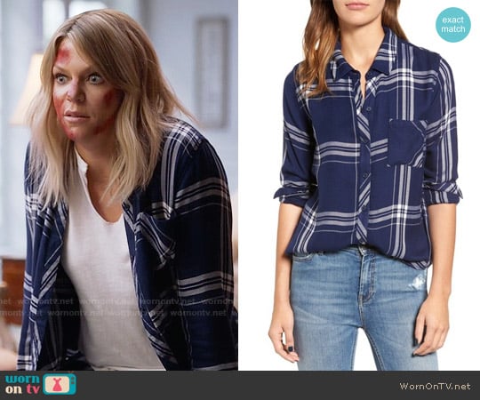 Rails Hunter Shirt in Admiral / White worn by Mackenzie Murphy (Kaitlin Olson) on The Mick