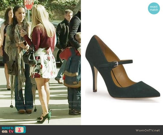 Ralph Lauren Arabella Suede Pumps worn by Madeline Martha Mackenzie (Reese Witherspoon) on Big Little Lies