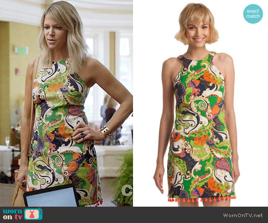 Trina Turk Aptos 2 Dress in Turkish Delight Print worn by Mackenzie Murphy (Kaitlin Olson) on The Mick