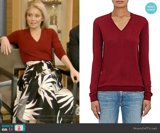 Barneys New York Cashmere V-Neck Sweater worn by Kelly Ripa on Live with Kelly and Mark