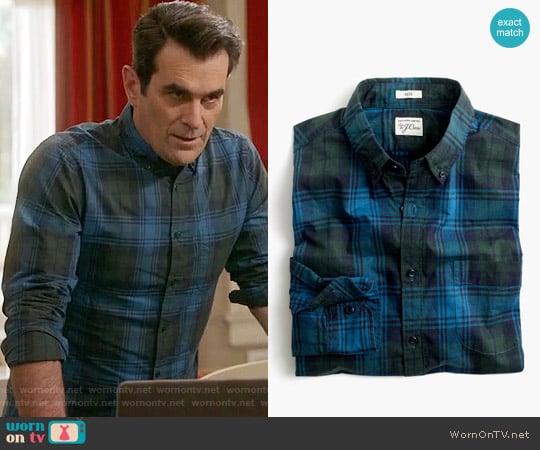 J.Crew Slim Secret Wash Shirt in Heather Poplin Plaid in Hthr Green worn by Phil Dunphy (Ty Burrell) on Modern Family