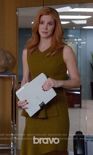 Donna’s green ruffled dress on Suits