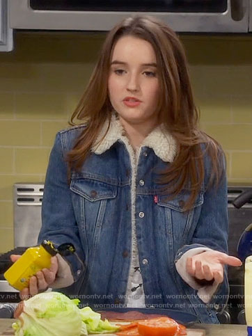 Eve’s denim sherpa jacket on Last Man Standing