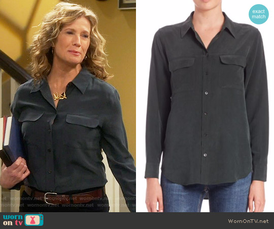 Equipment Signature Silk Shirt worn by Vanessa Baxter (Nancy Travis) on Last Man Standing