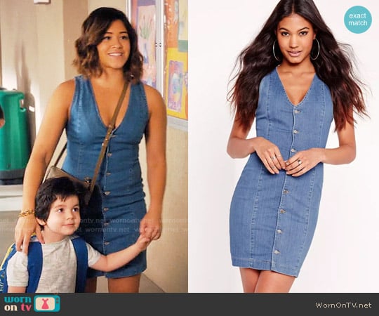 Missguided Plunge Button Up Denim Dress worn by Jane Villanueva (Gina Rodriguez) on Jane the Virgin