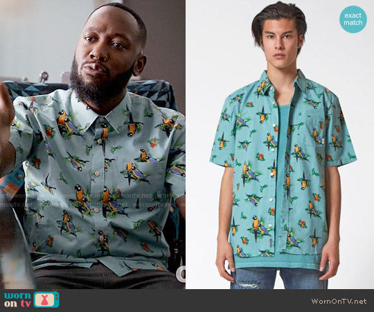 Vans Parrots Short Sleeve Button Up Shirt worn by Winston Bishop (Lamorne Morris) on New Girl