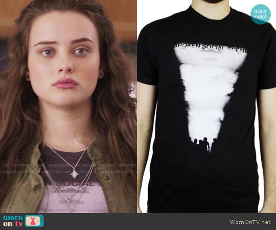 A&C Broken Social Scene - Unisex Lightblast T-Shirt worn by Hannah Baker (Katherine Langford) on 13 Reasons Why