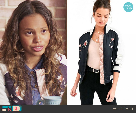 Silence + Noise On Tour Satin Varsity Bomber Jacket worn by Jessica Davis (Alisha Boe) on 13 Reasons Why