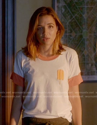 Cassie’s popsicle print t-shirt on Famous in Love