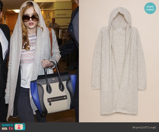 Community Ammonius Sweater worn by Paige Townsen (Bella Thorne) on Famous in Love