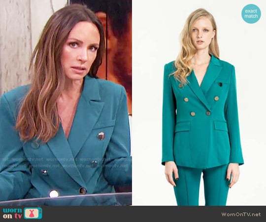 Elliatt Beyond Blazer in Teal worn by Catt Sadler on E! News