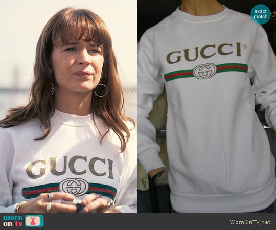 Gucci Vintage Sweatshirt worn by Sophia Marlowe (Britt Robertson) on Girlboss