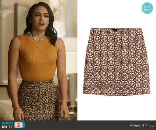 H&M Patterned Skirt in Light Beige / Patterned worn by Veronica Lodge (Camila Mendes) on Riverdale