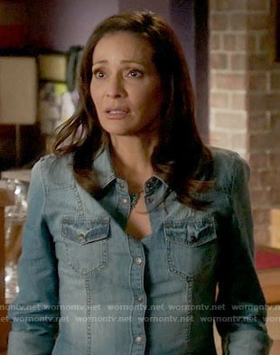 Regina’s denim shirt on Switched at Birth