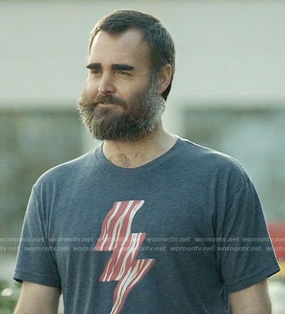 Tandy’s bacon t-shirt on Last Man on Earth