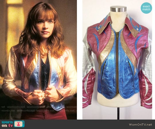 Vintage worn by Sophia Marlowe (Britt Robertson) on Girlboss