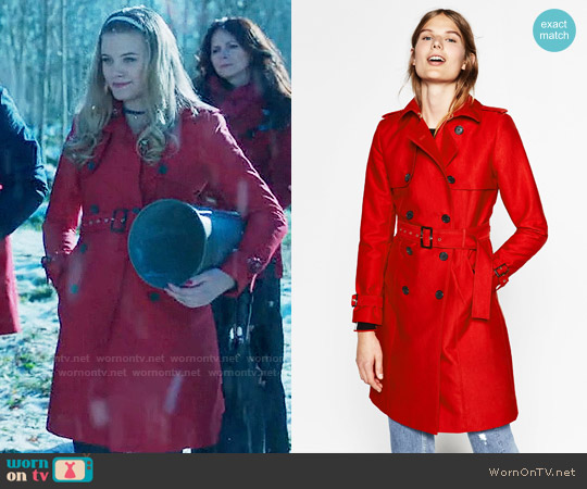 Zara Water Resistant Trench Coat worn by Polly Cooper (Tiera Skovbye) on Riverdale