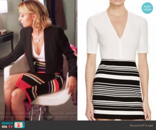 Aqua Ribbed V-neck Bodysuit worn by Portia Scott-Griffith (Nicole Richie) on Great News