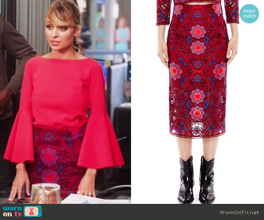 Sandro Calla Medallion Lace Midi Skirt worn by Portia Scott-Griffith (Nicole Richie) on Great News