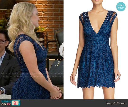 Free People One Million Lovers Lace Dress worn by Gabi Diamond (Emily Osment) on Young and Hungry