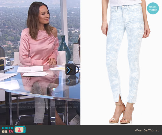 Rosie HW x PAIGE Collection Madeline Jeans in Skylar Raw Hem worn by Catt Sadler on E! News