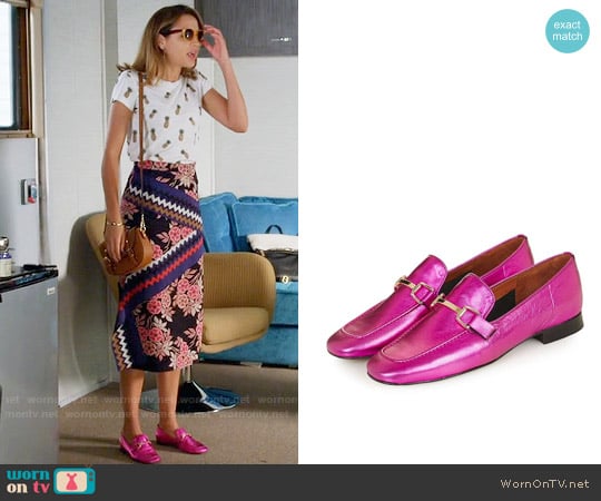 Topshop Karter Loafers worn by Cassandra (Georgie Flores) on Famous in Love