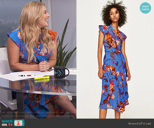 Zara Asymmetric Length Dress worn by Carissa Loethen Culiner on E! News