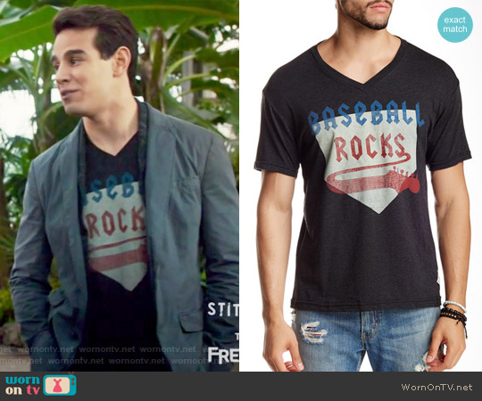 7th Inning Stretch Baseball Rocks Graphic V-Neck T-Shirt worn by Simon Lewis (Alberto Rosende) on Shadowhunters