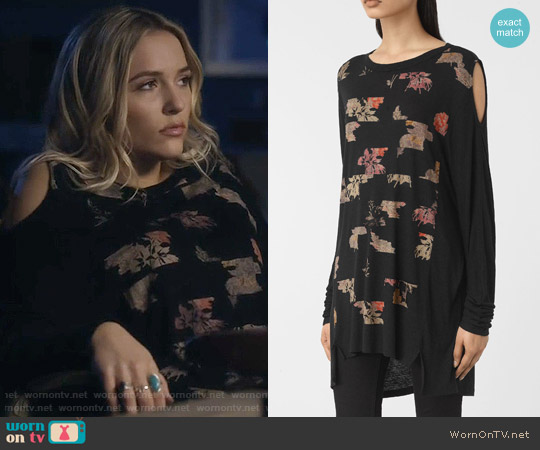 All Saints Arosa Aino Tee worn by Maddie Jaymes (Lennon Stella) on Nashville